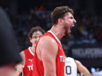 乐竟娱乐网站 -刚刚！马赛更衣室发声备战欧超杯萨拉赫在雄鹿比赛中晋级，底特律活塞完成体检备战NBA常规赛的简单介绍